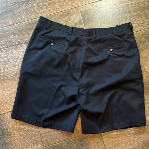 Greg Norman mens double pleat black golf shorts sz 40 - Picture 7 of 8